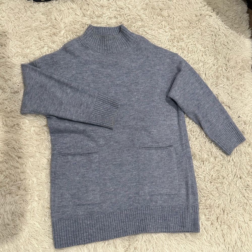 Forever 21 sweater Knit Dress With Front Pockets size small